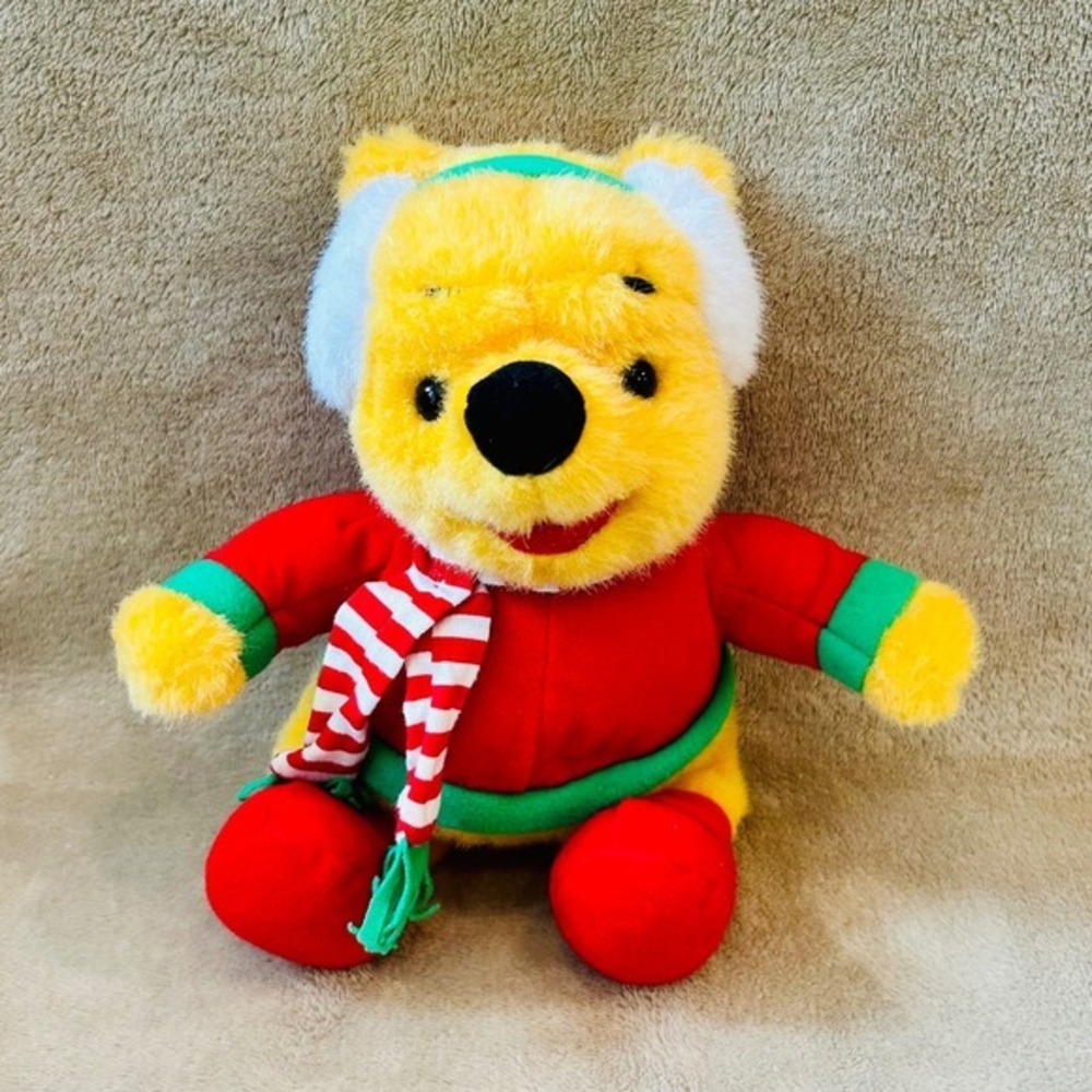 Disney 1997 Winnie the Pooh Christmas Holiday Winter Stuffed Plush 7.5" Mattel